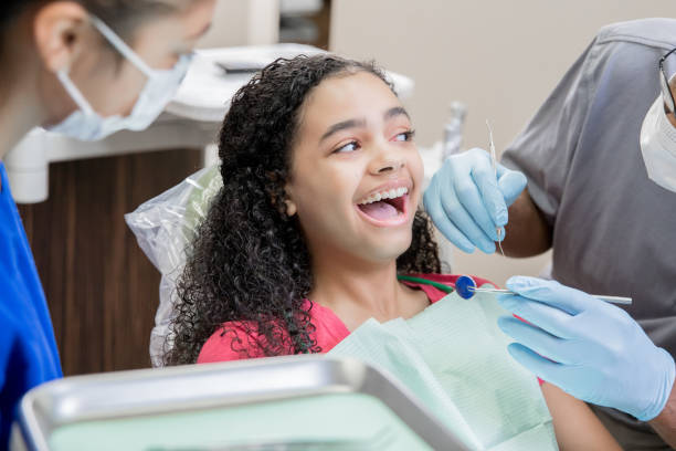 Best Weekend Emergency Dentist in Humansville, MO